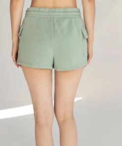 Fleece Cargo Shorts -US Clothing Shop 173 P 3337 FleeceCargoShortBack 95791.1697860966