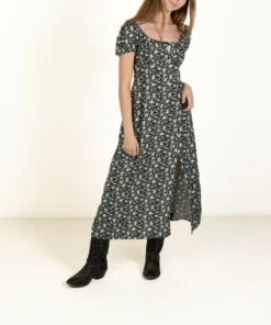 Black Daisy Puff Sleeve Maxi Dress