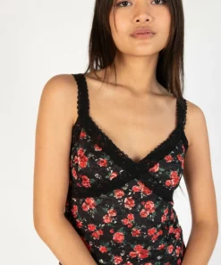 Black Lace Trim Printed Midi Dress -US Clothing Shop 174 6917 BlkFloralMaxiDetail2 4563 60337.1689264381