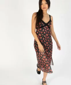 Black Lace Trim Printed Midi Dress -US Clothing Shop 174 6917 BlkFloralMaxiFrontFull 4551 88592.1689264378