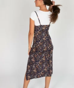 2 Piece Navy Paisley Maxi Dress With Tee 10 2 Piece Navy Paisley Maxi Dress With Tee -US Clothing Shop 174 6947 2PieceMaxiBack 40007.1694452290