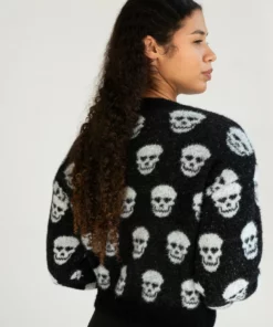 Skull Cardigan -US Clothing Shop 176 2427 SkullCardiBack 00413.1696610519