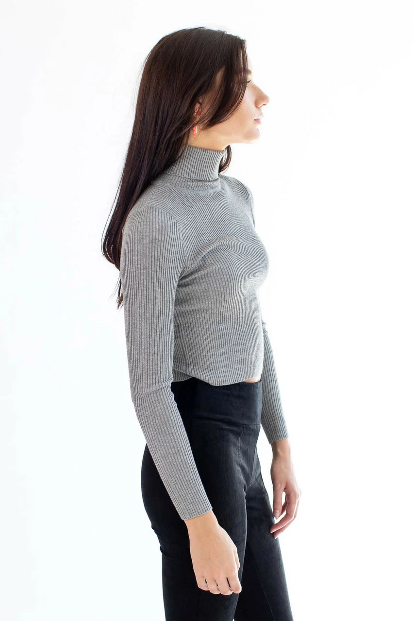Heather Grey Crop Turtleneck Sweater 3 Heather Grey Crop Turtleneck Sweater - Image 3