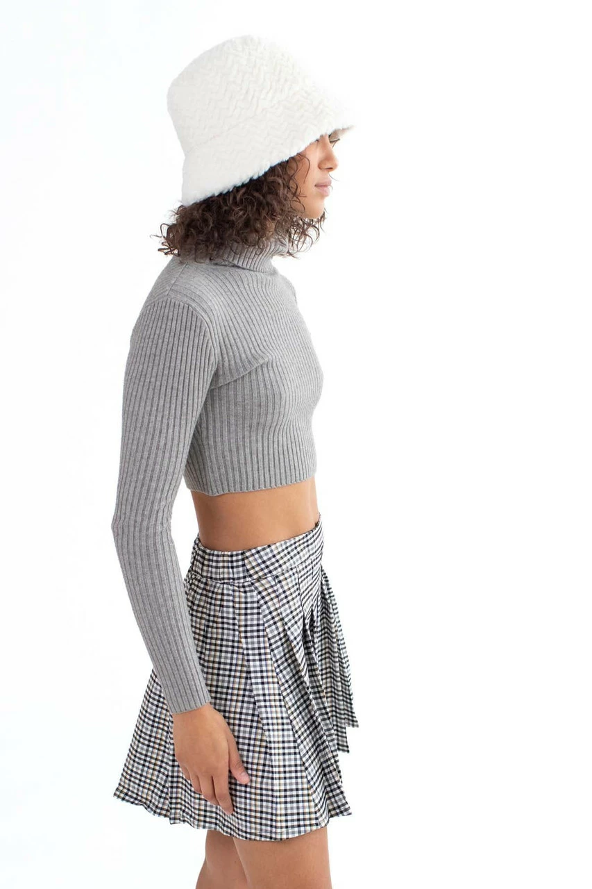 Heather Grey Ribbed Turtleneck Sweater 2 Heather Grey Ribbed Turtleneck Sweater - Image 2