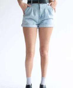 Light Wash High Waisted Pleated Denim Shorts
