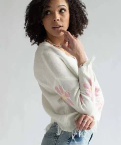 White Daisy Frayed Sweater -US Clothing Shop white daisy frayed sweater 4 96672.1692388984